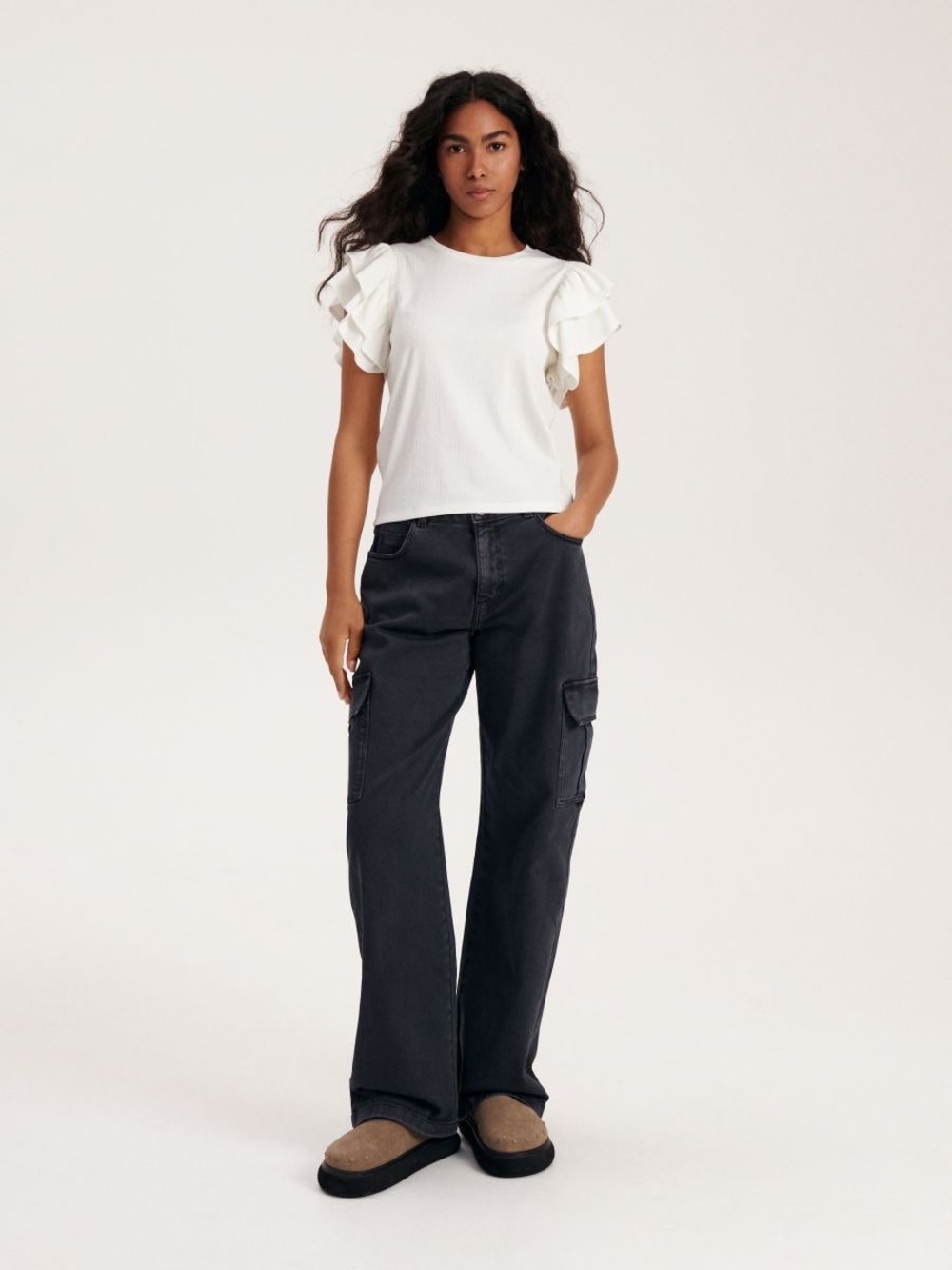 Gap, flutter sleeve top! Size XL!